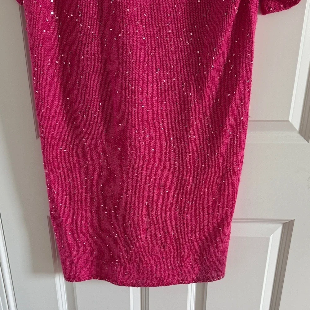 NWOT sparkly hot pink Size XS Knitted Leilani Dress silver sequin detail